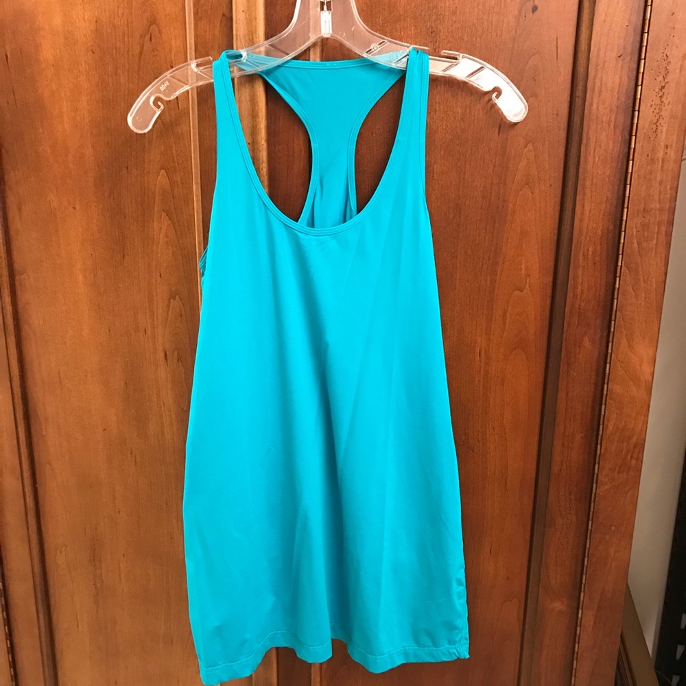 Lululemon tank